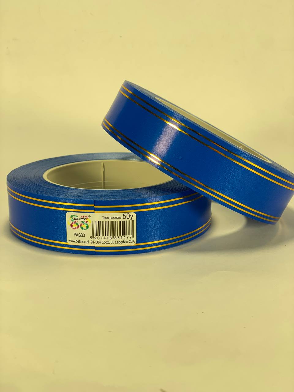 Стрічка пластикова 3см, 50 ярд, синя + 2 золоті смужки (PAS30 -2 blue)