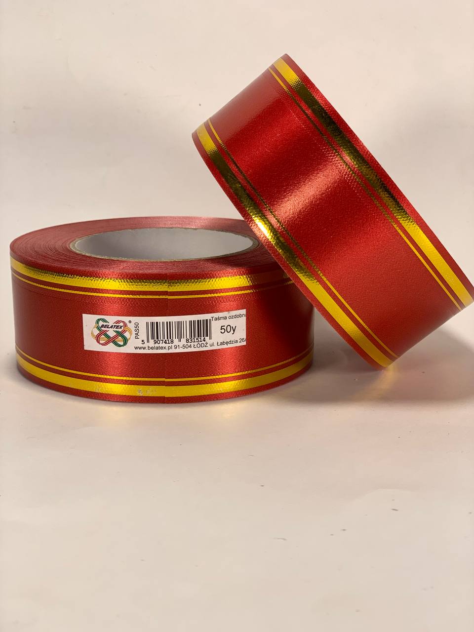 Стрічка пластикова 5см, 50 ярд, червона + 2 золоті смужки (PAS50 -2 red)