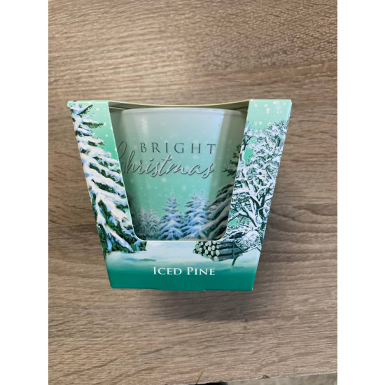 Свічка ароматична Светлое рождество Зеленый Bartek Candles (73264 Iced Pine)
