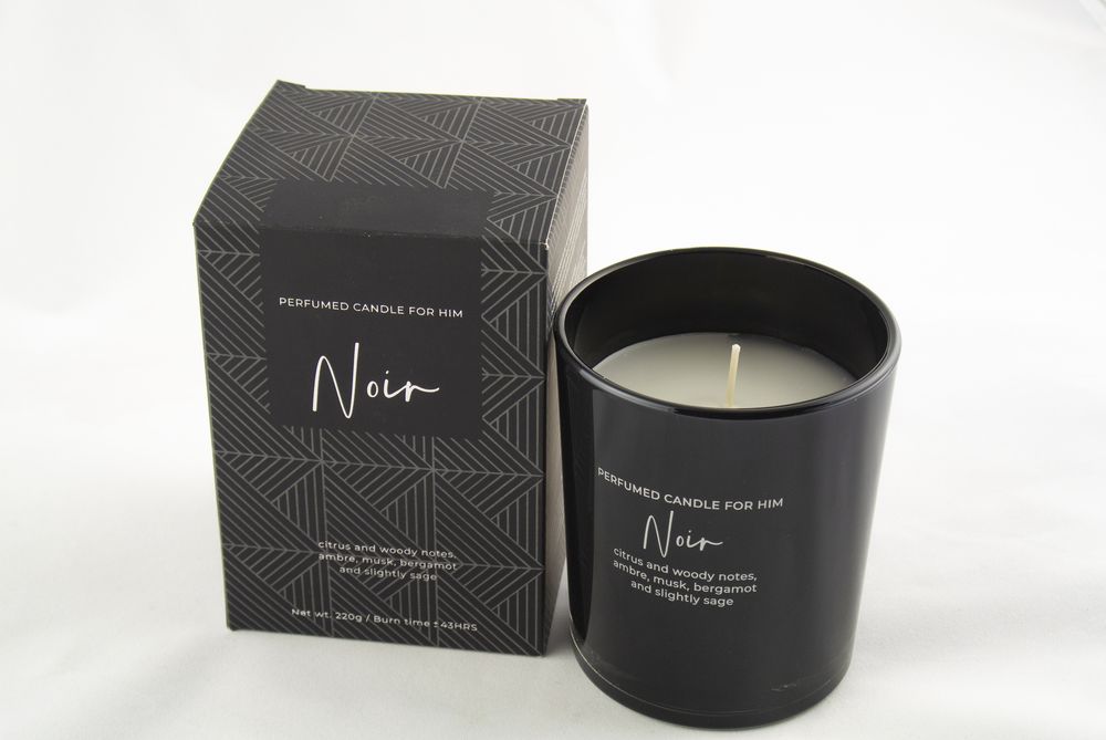 Свічка ароматична "Noir" 43години, 220г, 8,8 х 10см (парафін) Чорний Bartek Candles (74162)