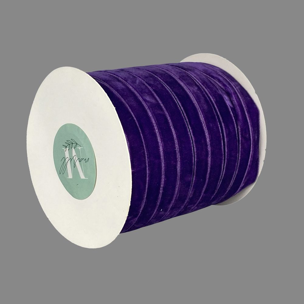 Оксамитова стрічка 1,0 см х 50 ярдів (D00810- C 39 violet)