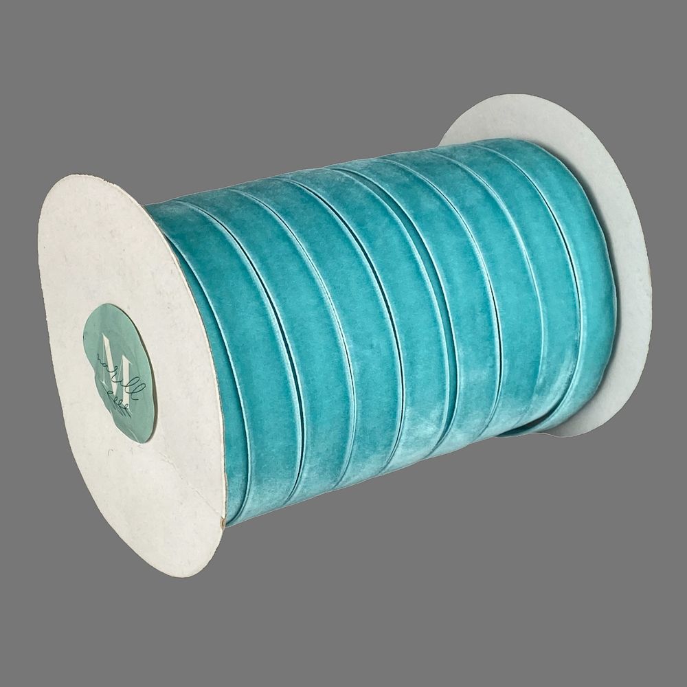 Оксамитова стрічка 1,5 см х 50 ярдів (D00815- 31)