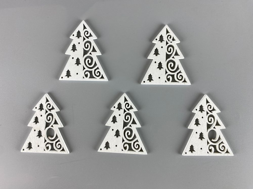 Дерев'яна ялинка з завитками і зірками 5 х 6см, біла, 5шт (TK-025)