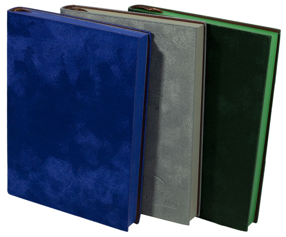 Ежедневник недатированый клетка бархат "Перо" А6 160л Разноцветный Josef Otten (1404-А6)