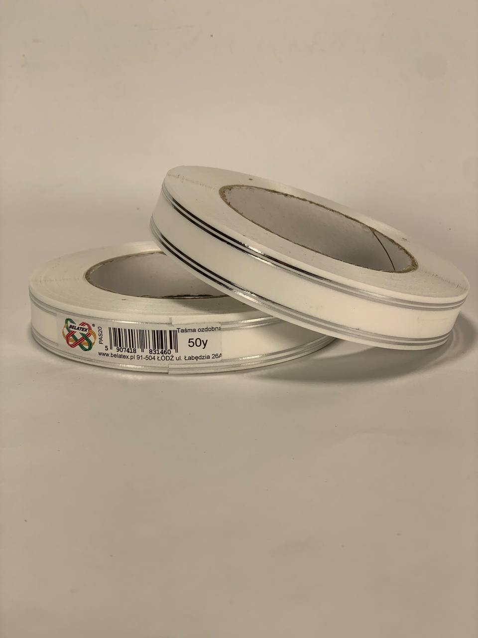 Стрічка пластикова 2см, 50 ярд,  біла + 2 срібні смужки (PAS20 -2 white+silver)