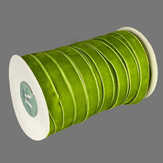 Оксамитова стрічка  1,5 см х 50 ярдів Зелений Marill (D00815- С  26)