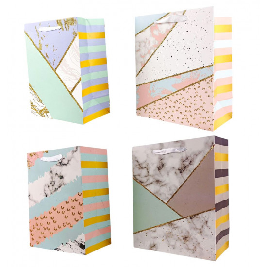 Пакет подарунковий "Holiday"   23 х 18 х 10см,  210г/м2, 4 дизайна (3012-23)