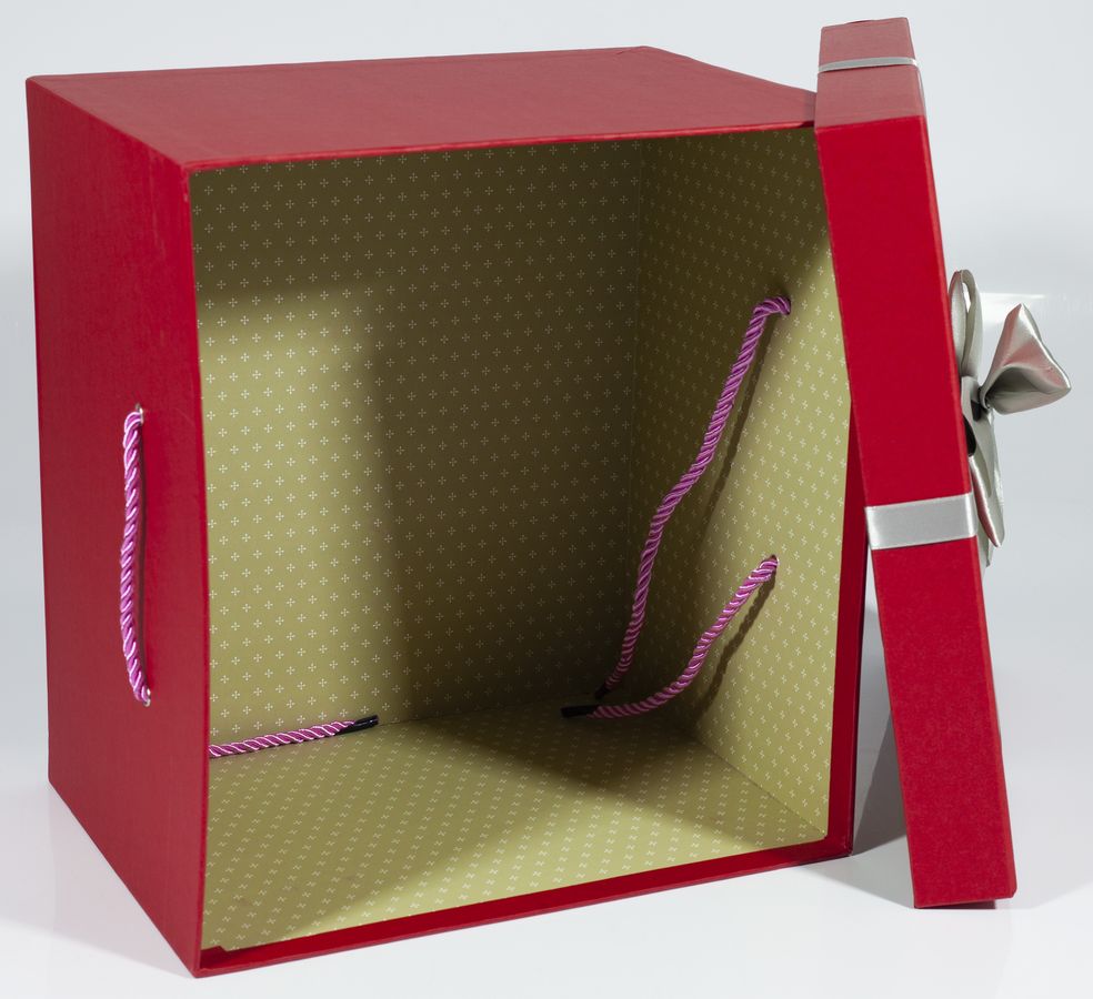 Подарункова коробка SN17-3, прямокутна червона з сірим бантом, 29х27х19cm/25х23х16.5/22х19х13.5cm   3шт. в наборі (SN17-3)