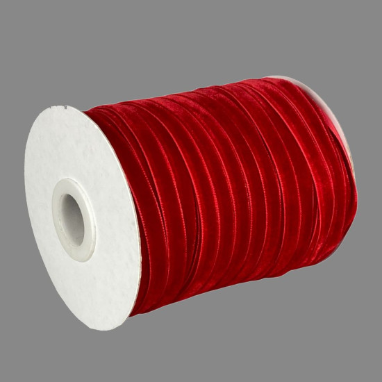 Бархатная лента  0,6 см х  50 ярдов Красный Marill (D00806- C 23)