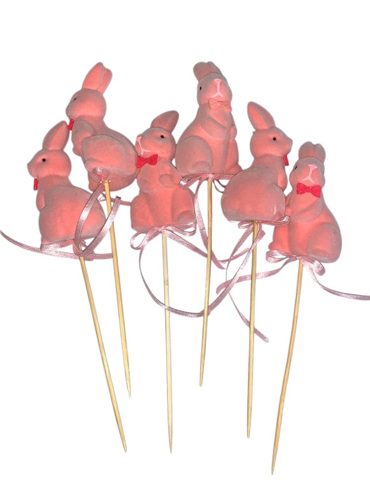 Набір  великодніх оксамитових  кроликів 8 х 4см -6шт на паличці (L00162 pink)