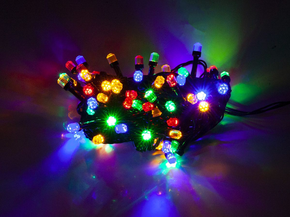 Гирлянда  LED 100 - рубин, провод черный 8м (8 режимов) (2-10)