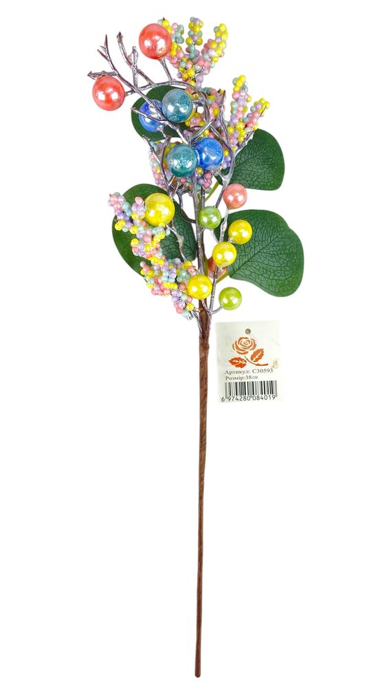 Новорічна гілка з ягідками   38 см, зелена з кольоровими кульками (с30593)
