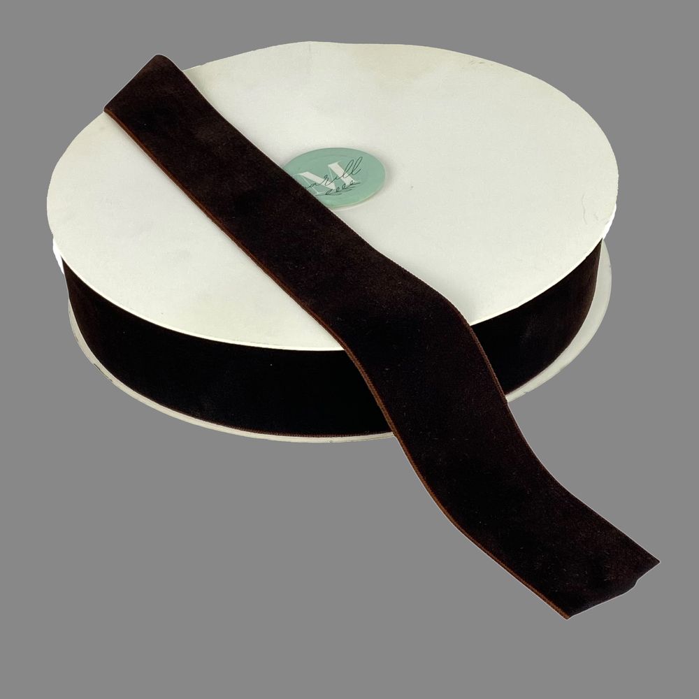 Оксамитова стрічка  4 см (±5мм) х 30 ярдів Коричневий Marill (D00840-   22)