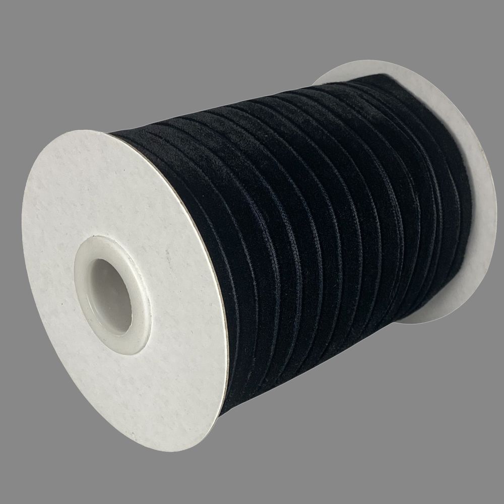 Оксамитова стрічка  0,6 см х 50 ярдів Чорний Marill (D00806- C 03)