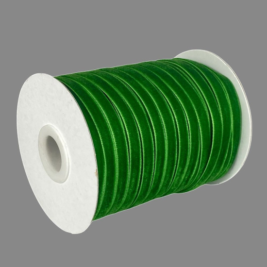 Оксамитова стрічка  0,6 см х 50 ярдів Зелений Marill (D00806- C 27)