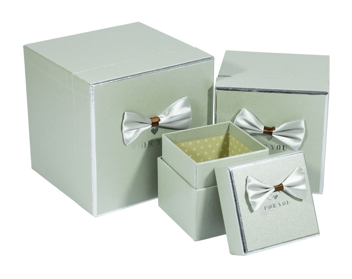 Подарункова коробка 05101-14 , квадратна сіра, 15.5х15.5х15.5cm/12.5х12.5х12.5/9х9х9cm   3шт. в наборі (05101-14)