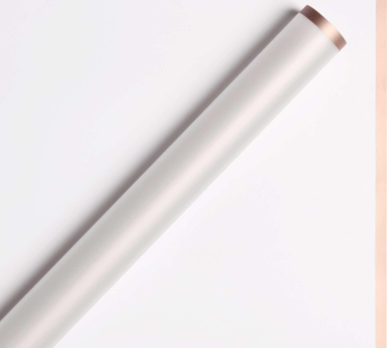 Пленка матовая белая с золотой каймой 55мкр, 60 х 60см - 20 листов Белый Unison (PMS-12)