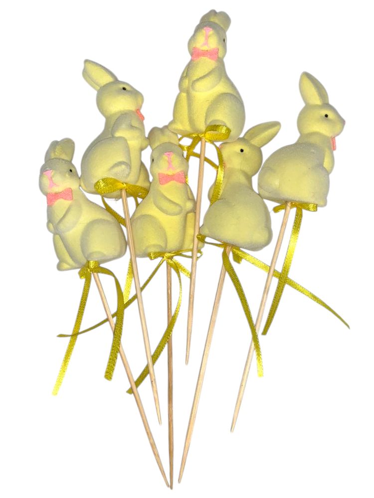 Набір  великодніх оксамитових  кроликів 8 х 4см -6шт на паличці (L00162 yellow)