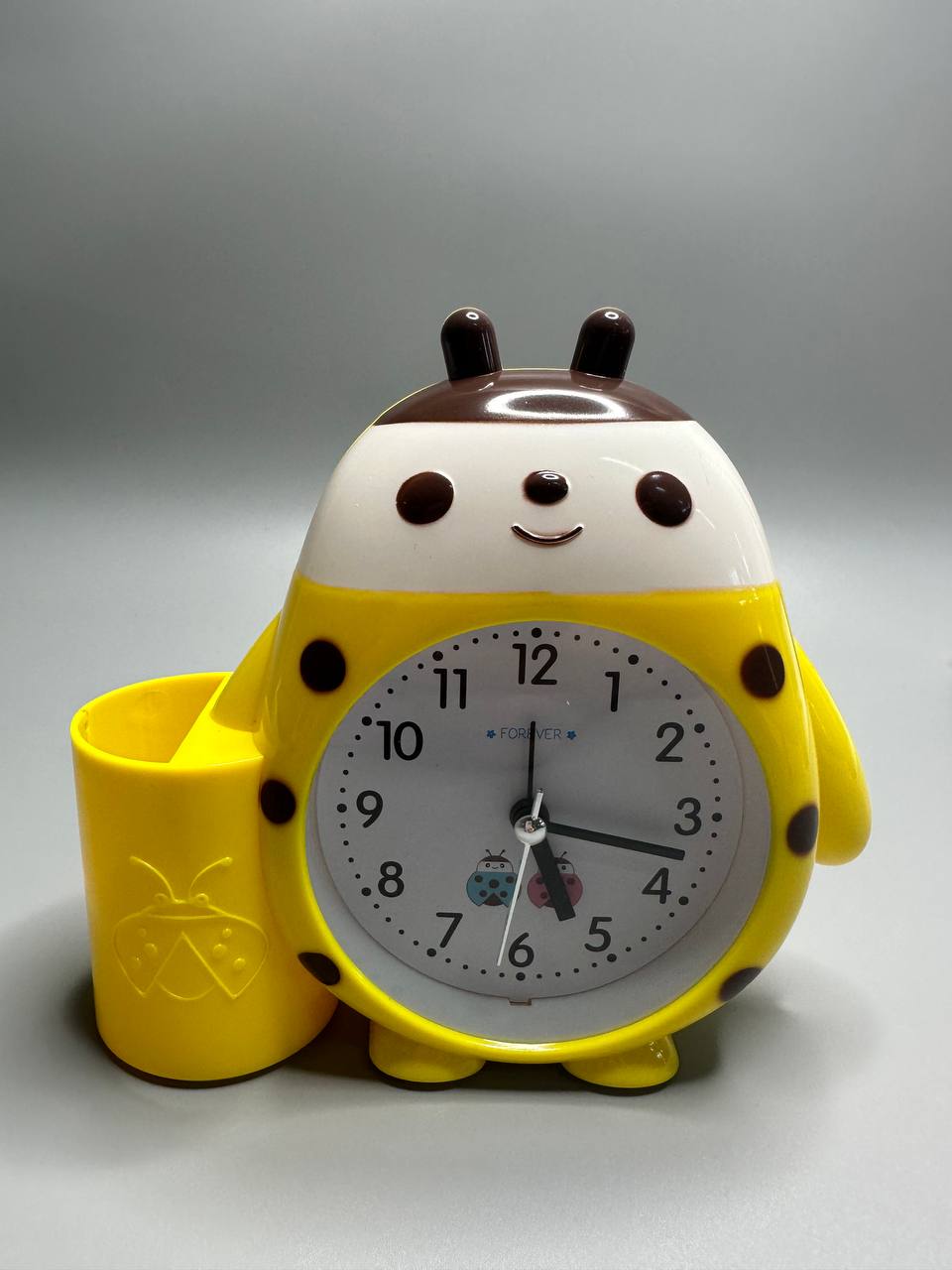 Часы   будильник "Божья коровка" с подставкой стаканом 15см 4 цвета Unison (7053)