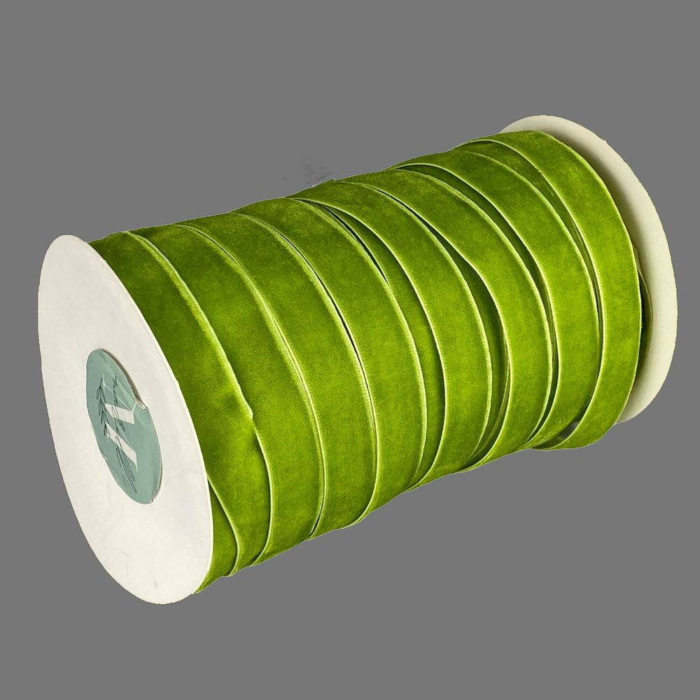 Оксамитова стрічка  1,5 см х 50 ярдів Зелений Marill (D00815- С  26)