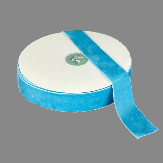 Оксамитова стрічка  4 см (±5мм) х 30 ярдів Блакитний Marill (D00840- C 61)