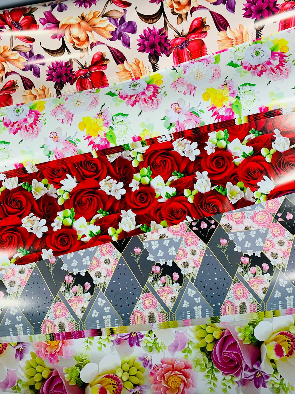 Бумага мелованная 25 листов 100 х 70см Польша Разноцветный Unison (PGP10070-W)