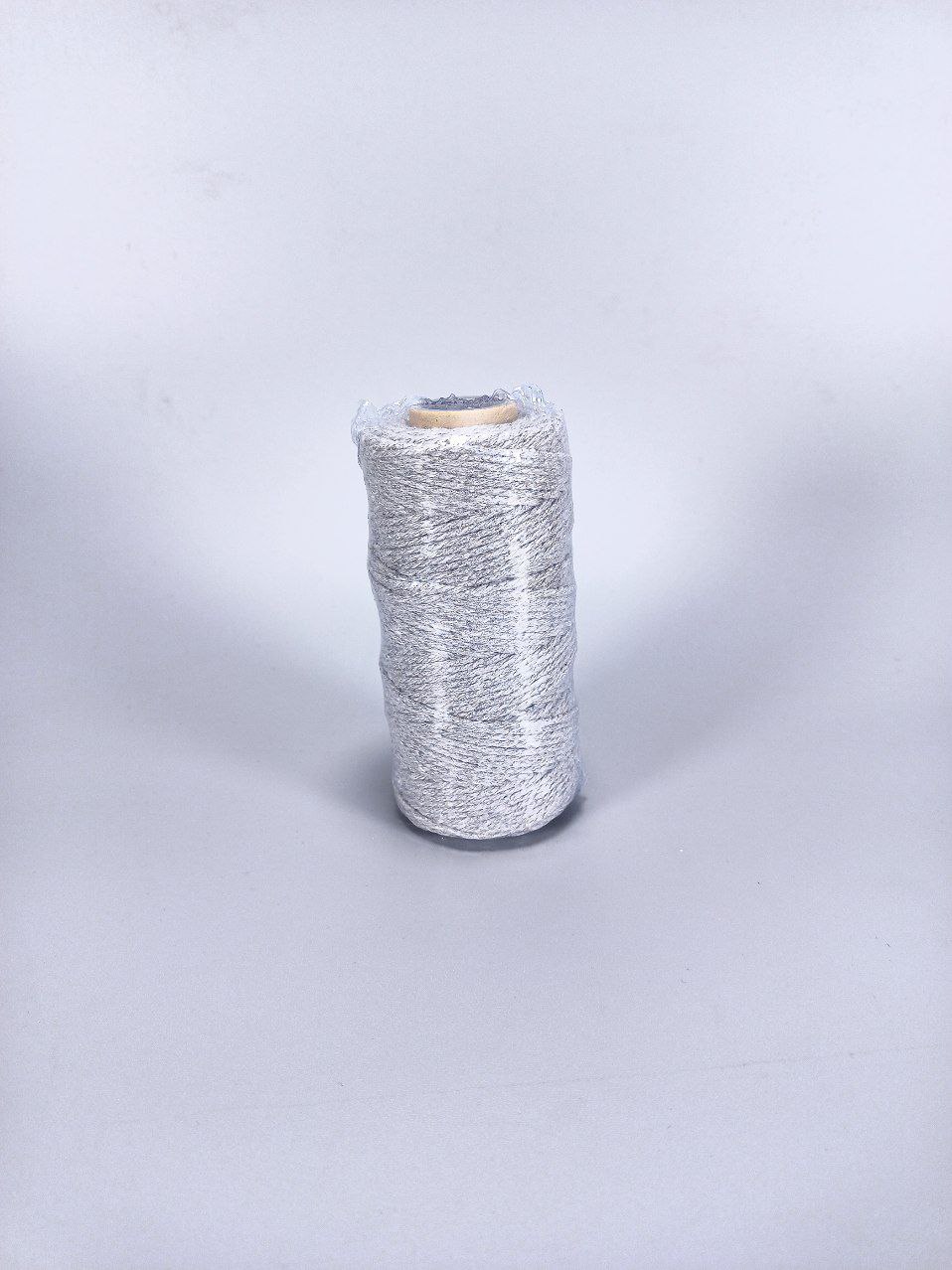 Бечевка серебрянная 2ммх100м декоративная (D02901 -silver)