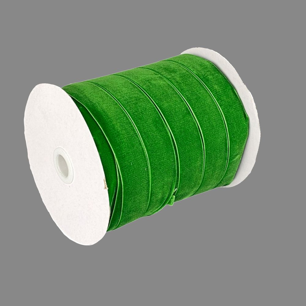 Оксамитова стрічка  2,5 см х 50 ярдів Зелений Marill (D00825- С  27)