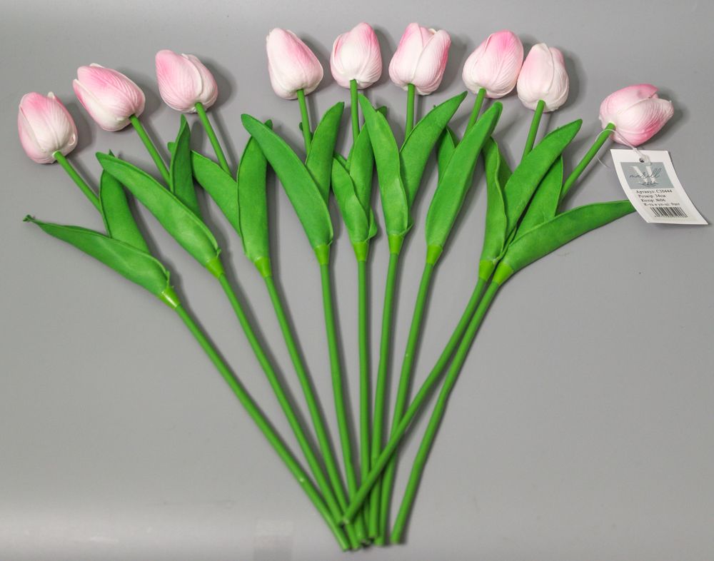 Букет латексних тюльпанів з ефектом живого дотику 9 бутонів (4 х 4см) світло рожевий 34 см Рожевий Marill (C30444-06)