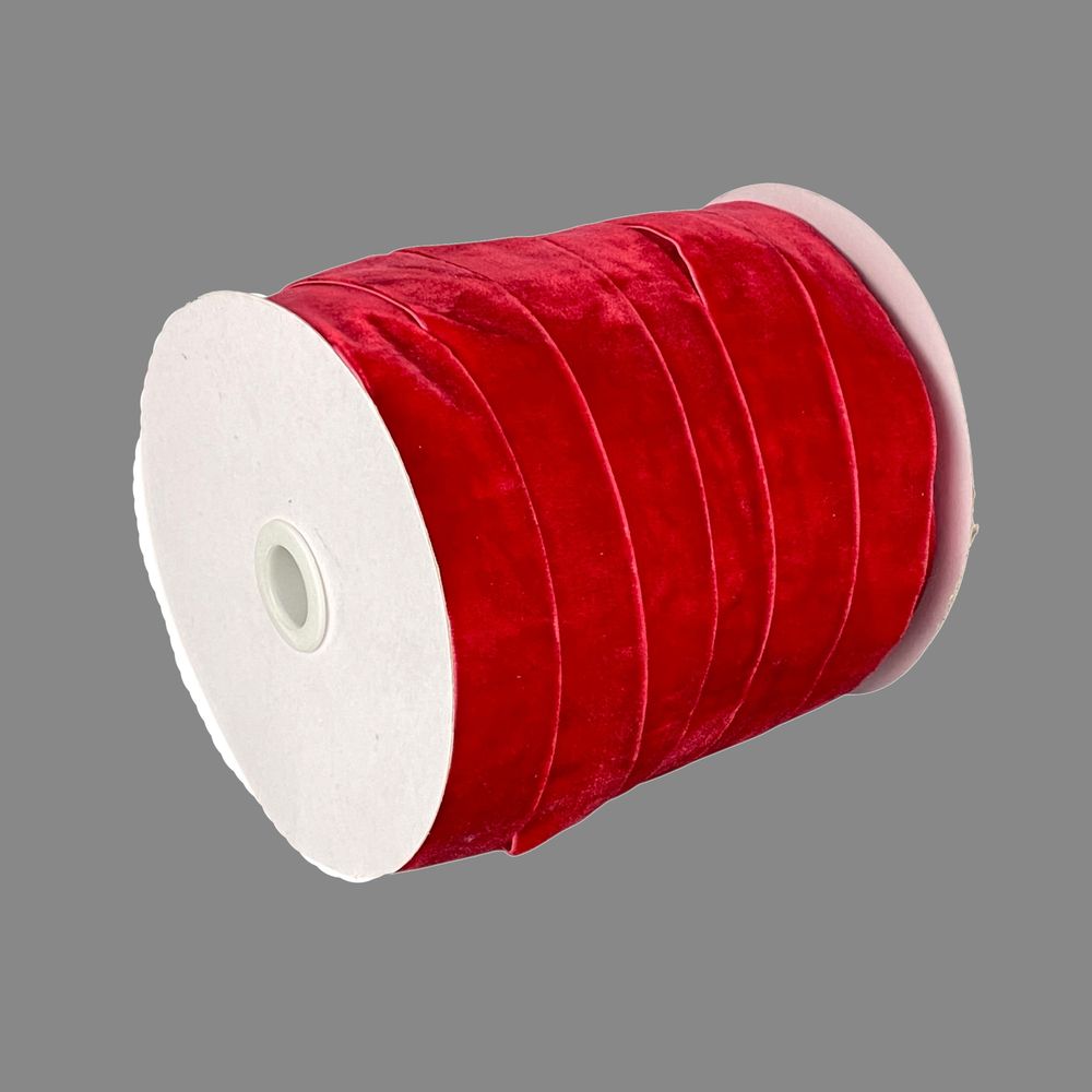 Бархатная лента  2,5 см х 50 ярдов Красный Marill (D00825- С  53)