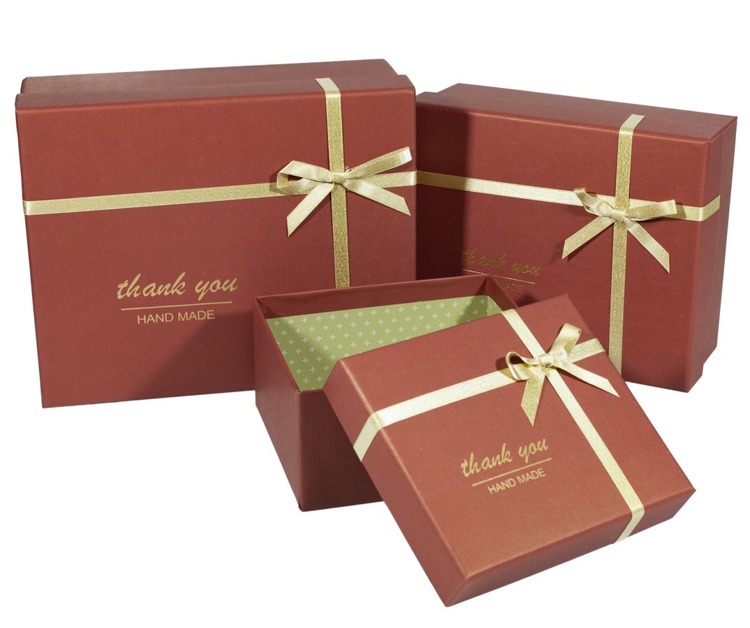 Подарункова коробка 107-9, прямокутна матово-червоне, 25.5х20.5х10.5cm/21.5х17.5х9.5/16.5х14.5х8.5cm   3шт. в наборі (107-9)