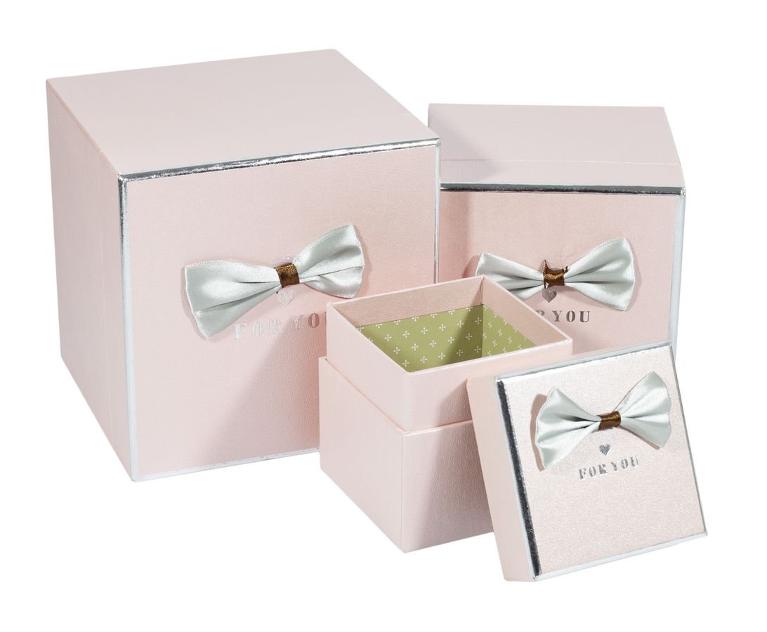 Подарункова коробка 05101-12 , квадратна рожева, 15.5х15.5х15.5cm/12.5х12.5х12.5/9х9х9cm   3шт. в наборі (05101-12)