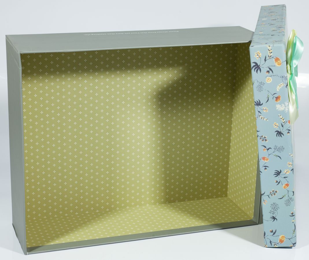 Подарункова коробка 05251-13, прямокутна сіра, 32.5х26х10cm/30х23х8/27.5х20.5х6.5cm   3шт. в наборі (05251-13)