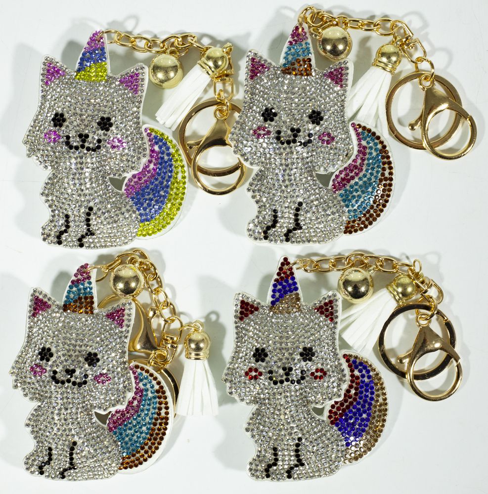 Брелок со стразами 85мм Белый Unison (135-18)