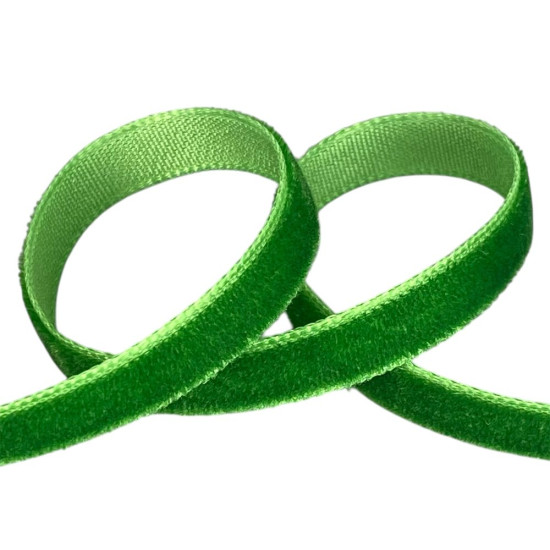 Оксамитова стрічка  0,6 см х 50 ярдів Зелений Marill (D00806- C 27)