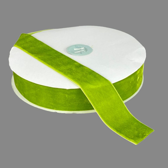 Оксамитова стрічка  4 см (±5мм) х 30 ярдів Зелений Marill (D00840- C 26)