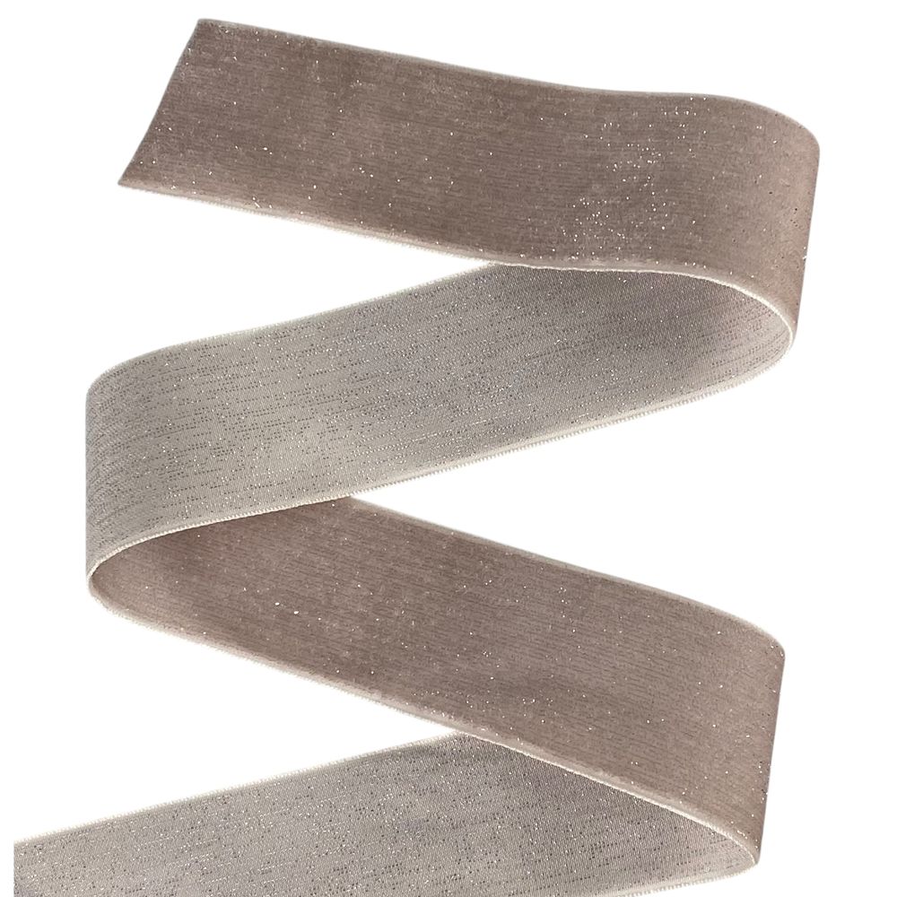 Оксамитова стрічка  блискуча 4,0 см х 30 ярдов Бежевий Marill (D16740- powder)