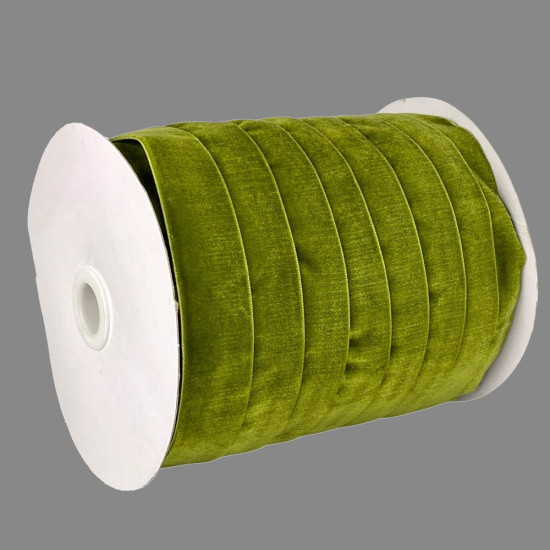 Оксамитова стрічка  2,5 см х 50 ярдів Зелений Marill (D00825- С  56)