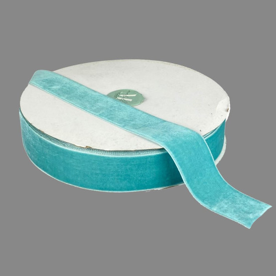 Оксамитова стрічка  4 см (±5мм) х 30 ярдів Marill (D00840-   31)