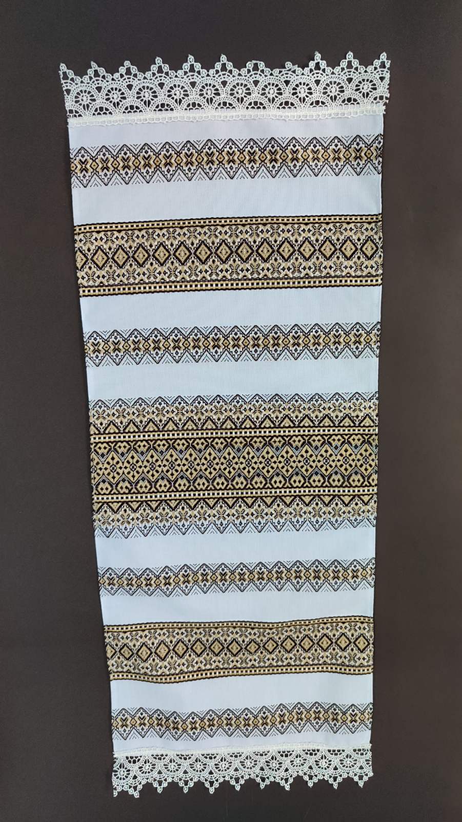 Декор для пасхальной корзины - салфетка 0,70 х 35см Unison (DGC-202)