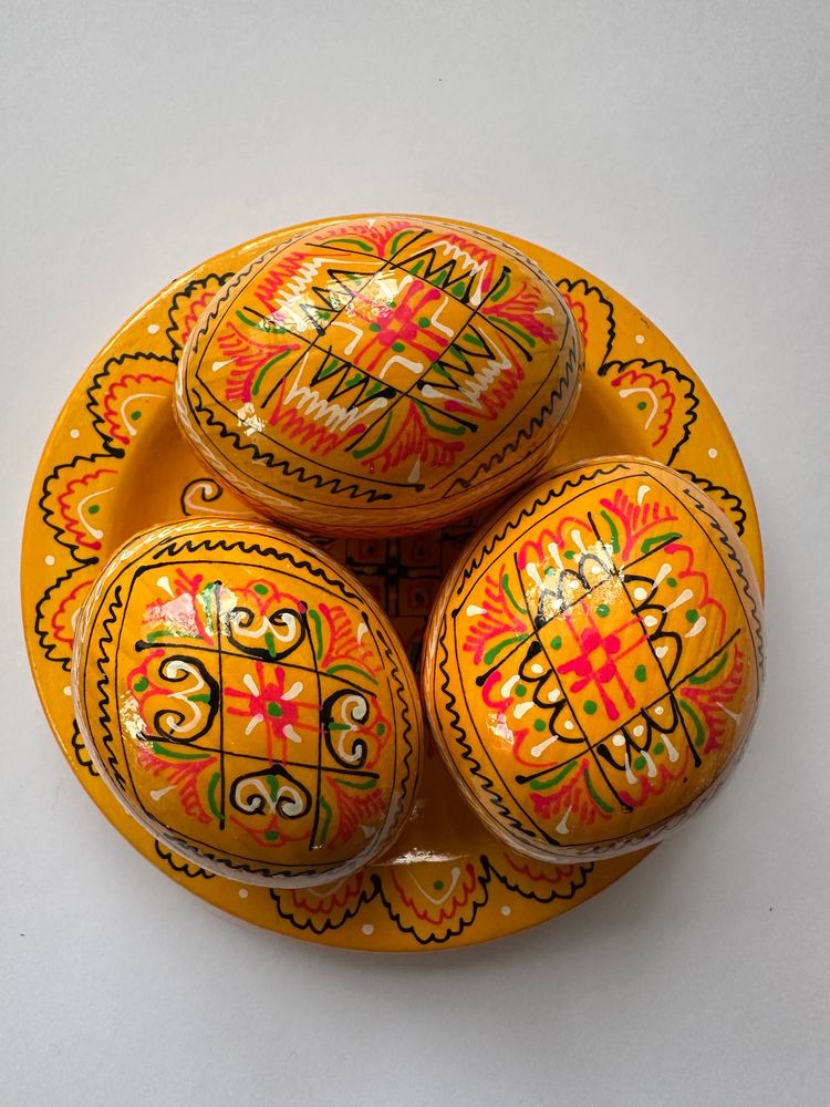 Набор декоративных деревянных писанок на тарелку с традиционным орнаментом Желтый Unison (L-001  yellow-hot)