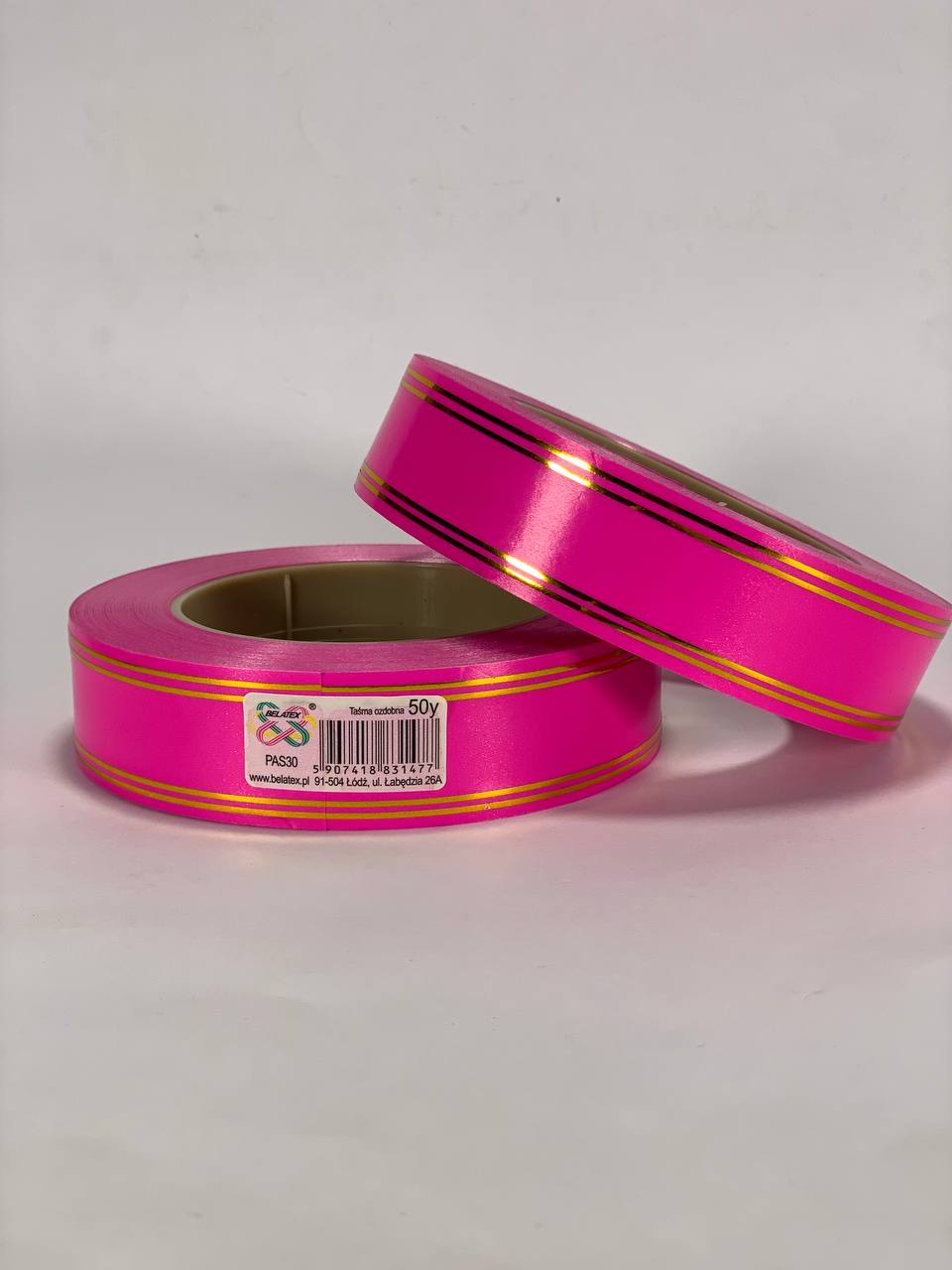 Лента пластиковая 3см, 50 ярд, малиновая + 2 золотые полоски, BELATEX Розовый Unison (PAS30 -2 raspberry)
