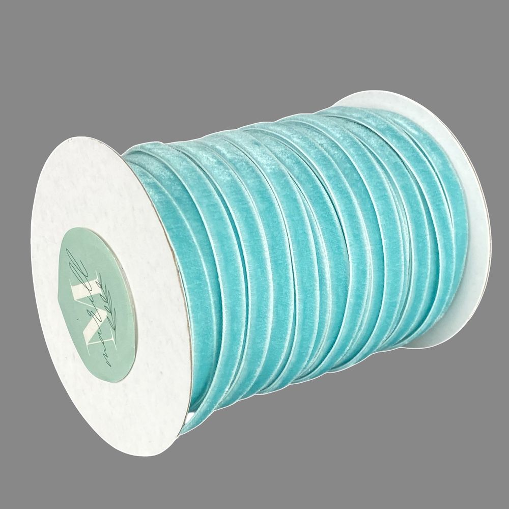 Бархатная лента  0,6 см х 50 ярдов Marill (D00806- C 31)