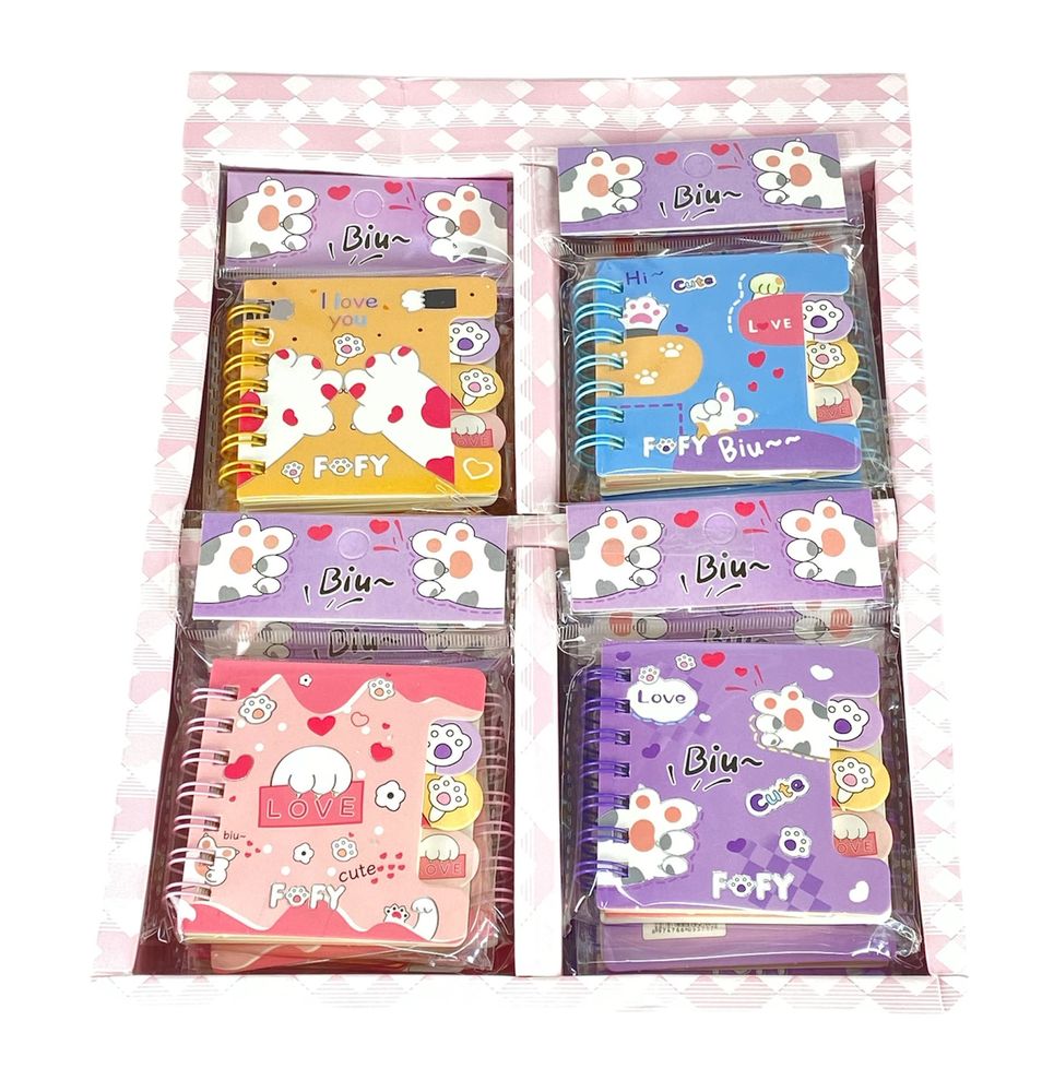 Блокнот Котики 7х7см с разделителями, цветная бумага 70гр, 60 листов (XQ-55712)