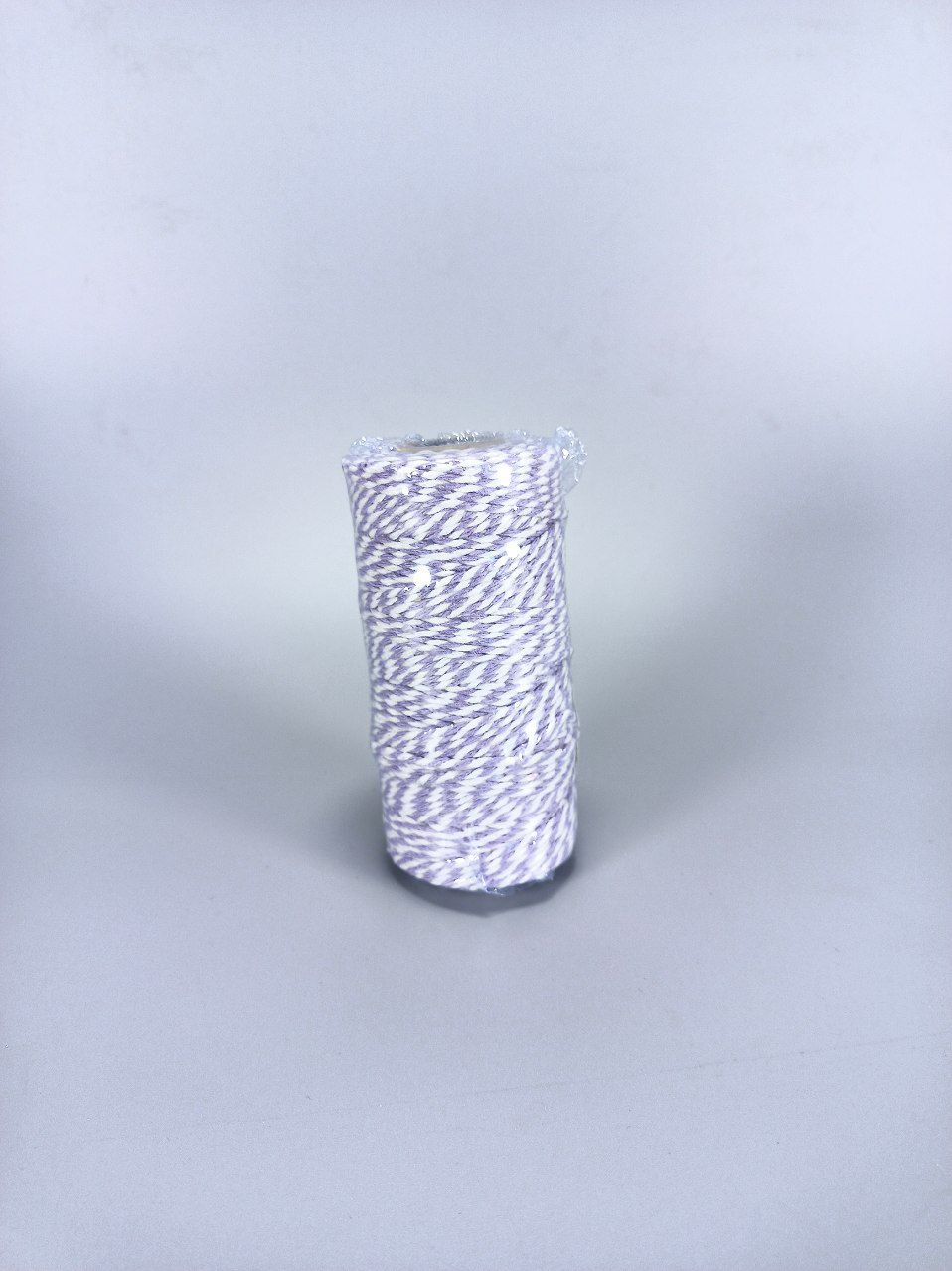 Бечевка декоративная 2мм х 100м 80г бело-сиреневая Фиолетовый Unison (D02901 -Lilac white)