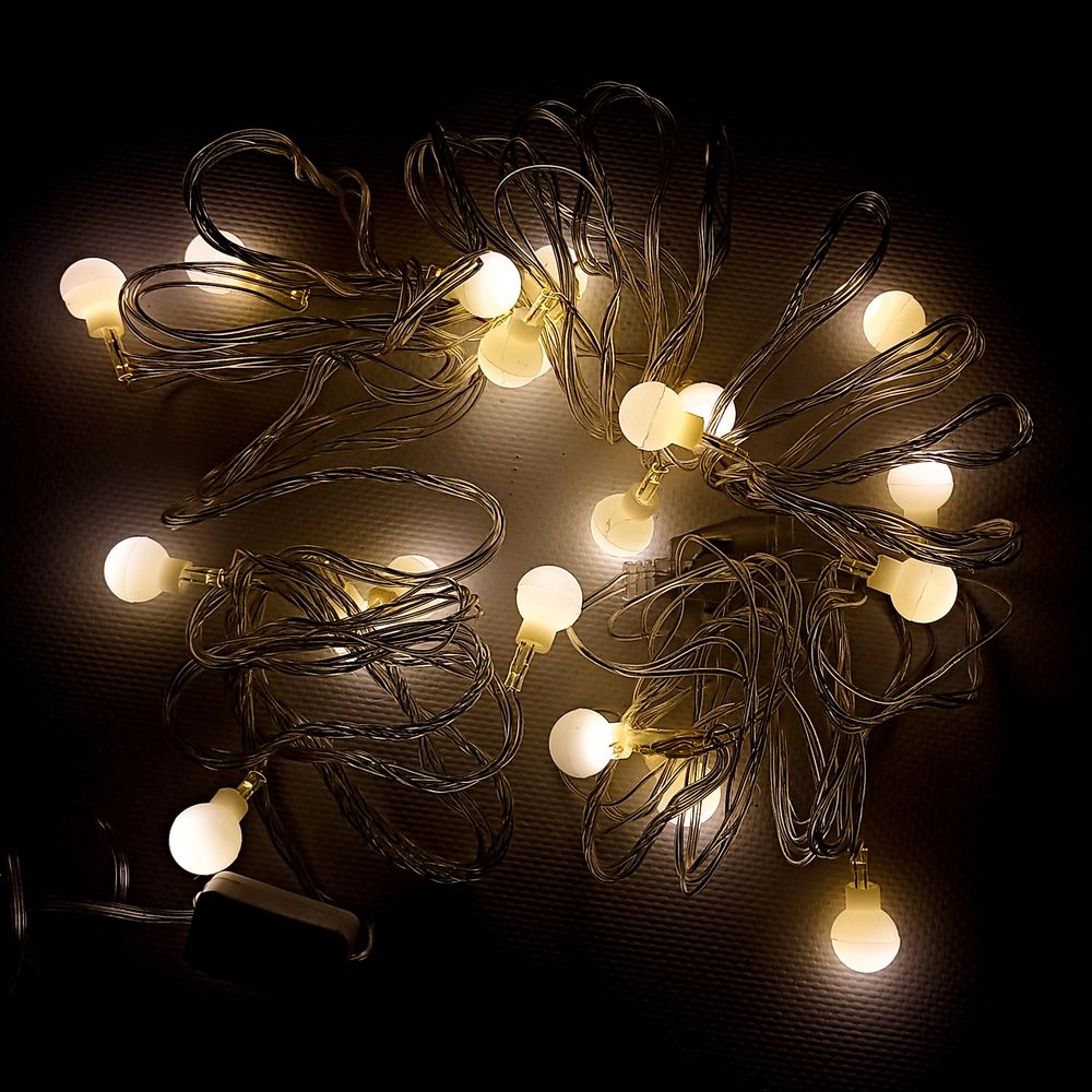 Фигурки 20 LED, "ШАРИКИ", 5м+ переходник, белый теплый (1606-07)