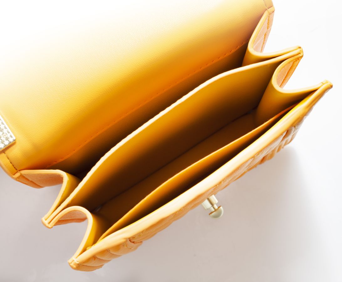 Сумка жіноча жовта 20х16 екошкіра (L8113 yellow)