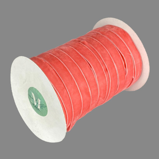 Оксамитова стрічка  1,5 см х 50 ярдів Marill (D00815- С  11)