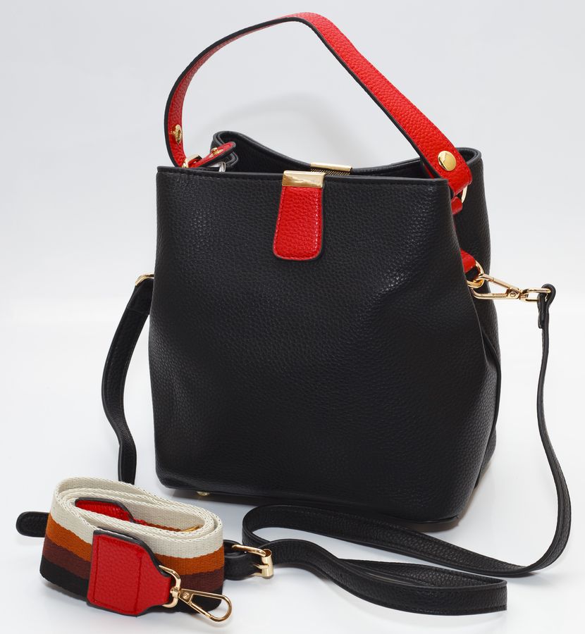 Сумка жіноча чорна 21х25см екошкіра (A1125001  black)