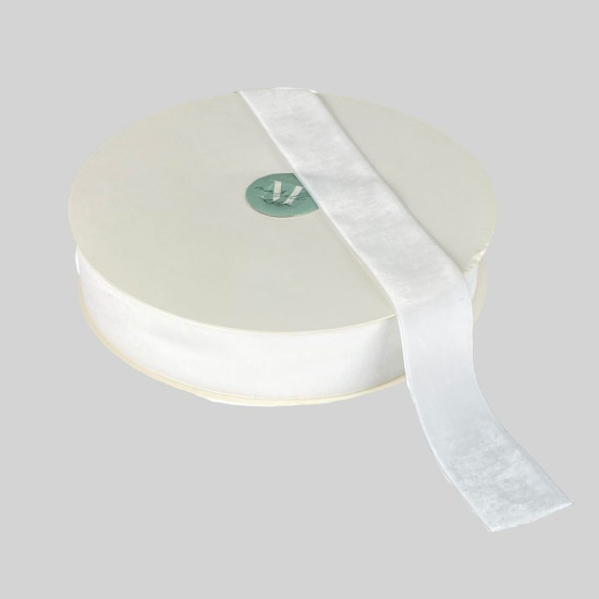 Оксамитова стрічка  4 см (±5мм) х 30 ярдів Білий Marill (D00840- С01  white)